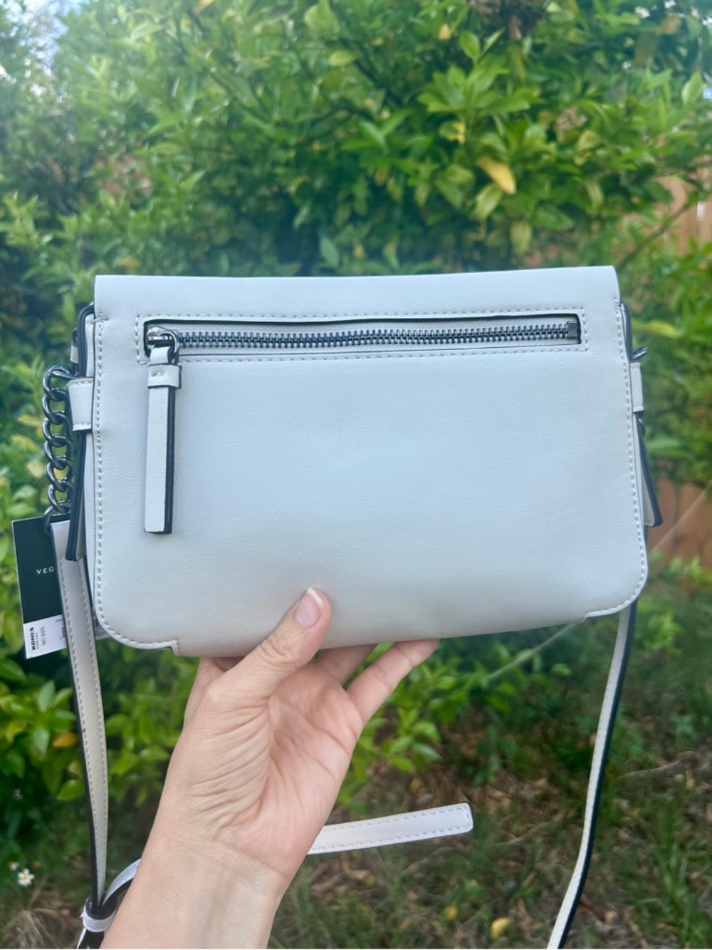 Simply Vera Vera Wang Light Gray Crossbody Bag with Front Zip